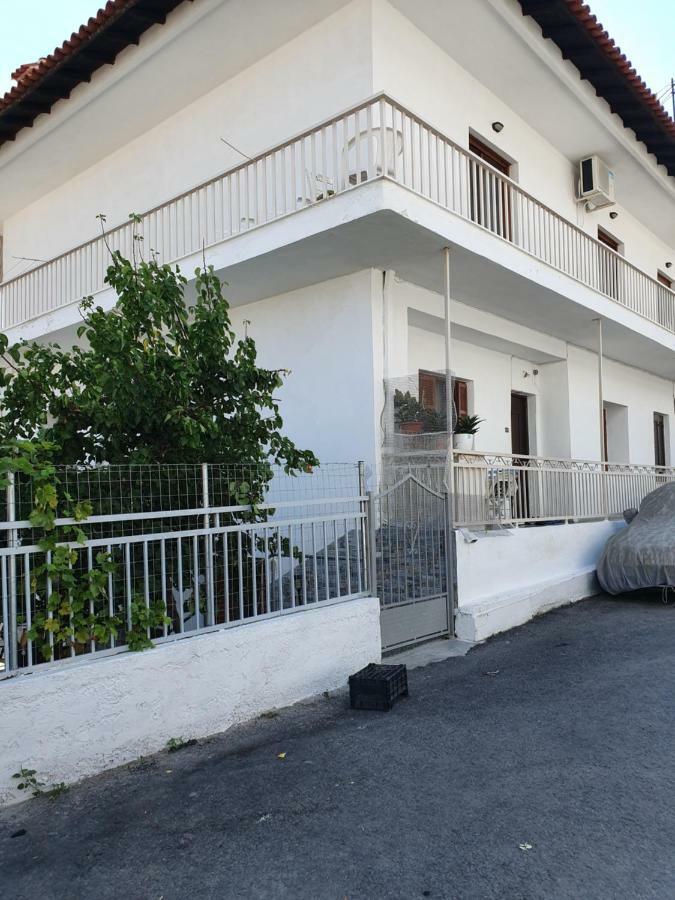 Anastasia' S Guest House Неос-Мармарас Экстерьер фото