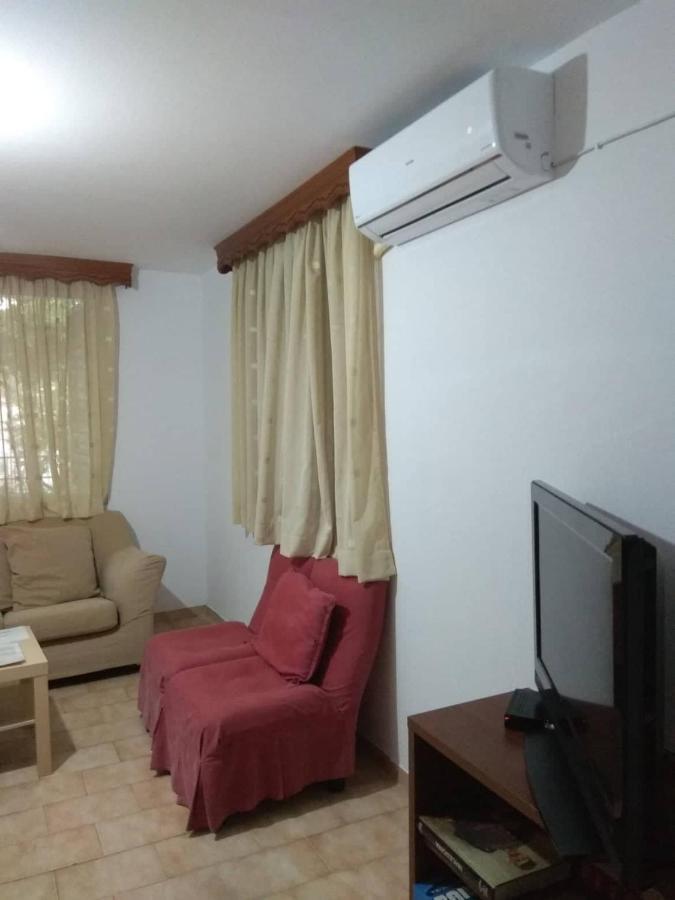 Anastasia' S Guest House Неос-Мармарас Экстерьер фото